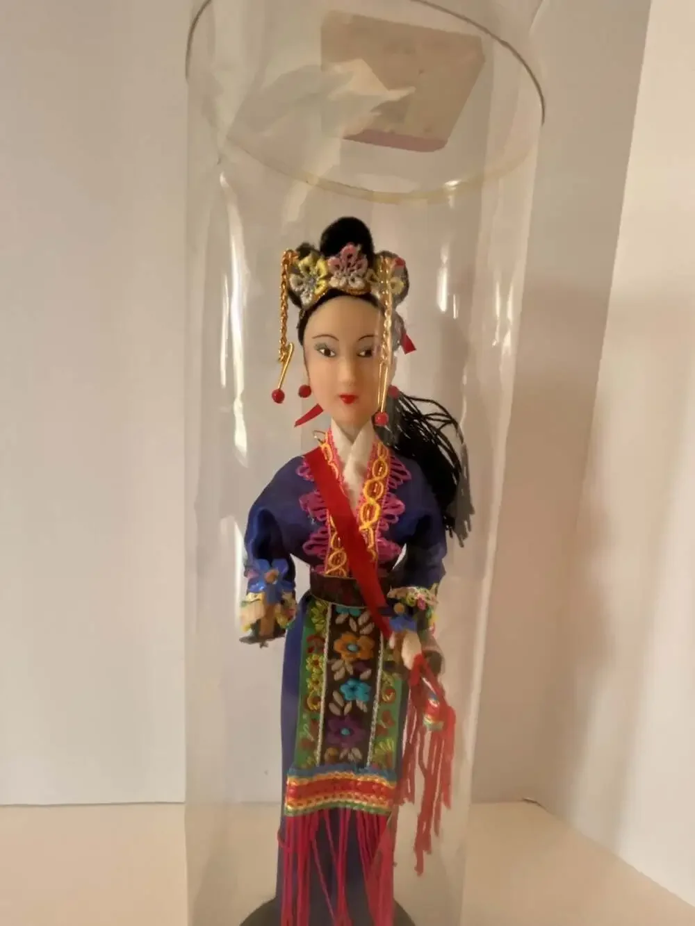 Dynasty of China Heritage Traditional Souvenir Doll in Display Case